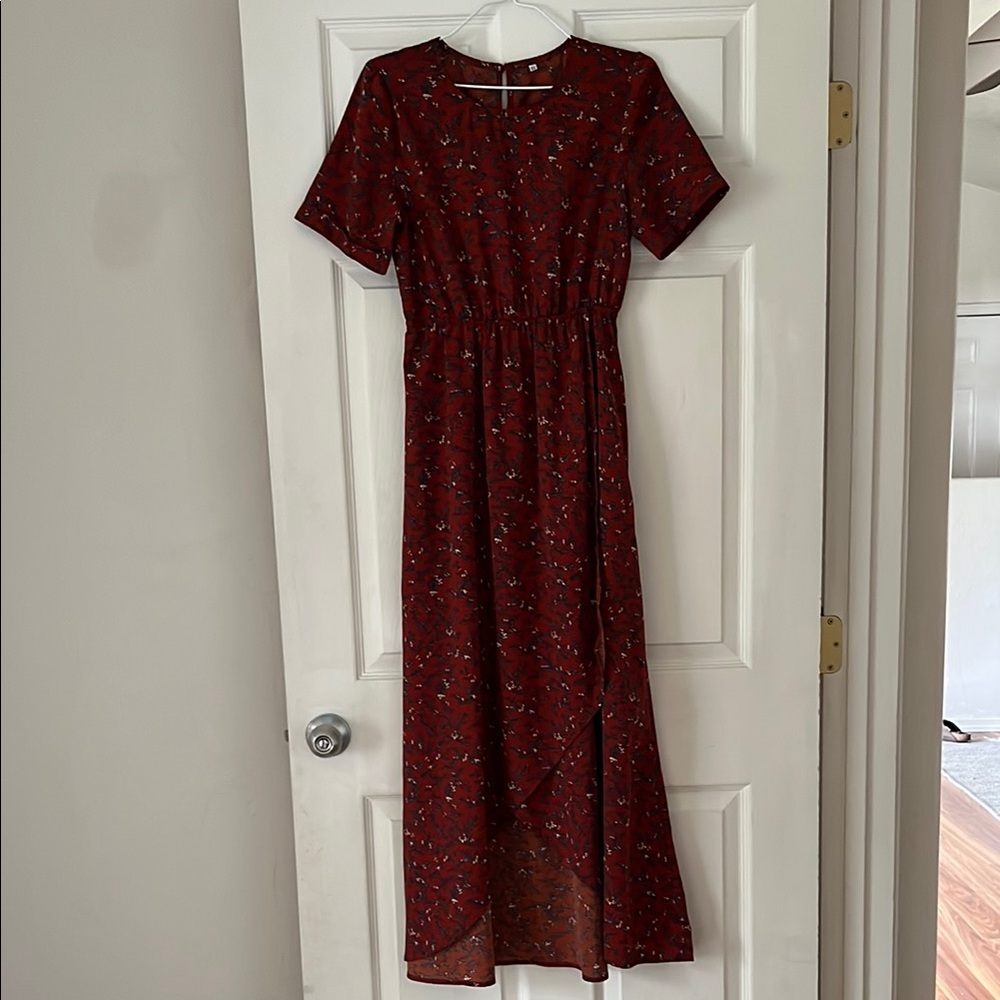 Elegant Burgundy Floral Dress